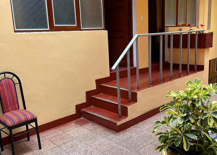 Huayna House Go